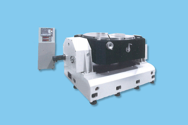 萬能(neng)回轉工作台(tái)3